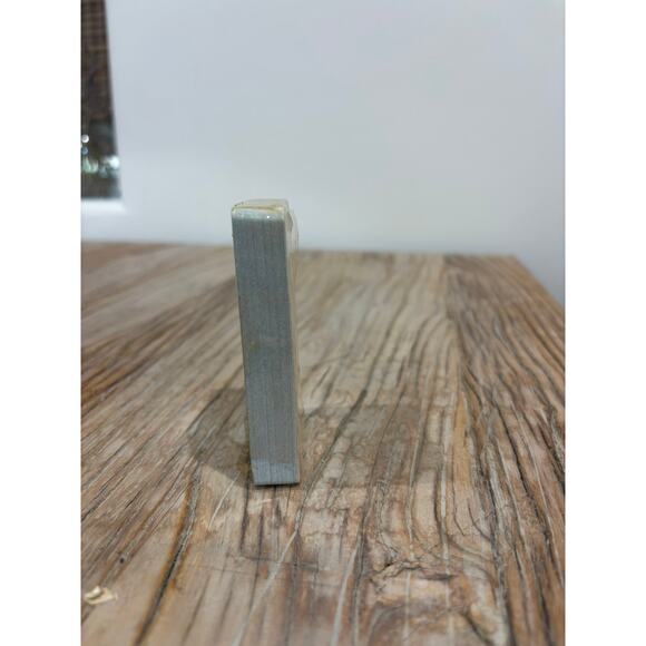 Vintage Set of Daisy Playing Cards NEW and Sealed Plastic Coated MCM - Picture 2 of 3